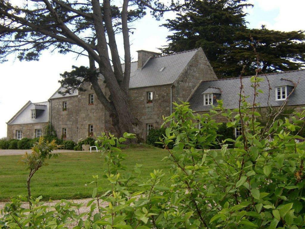 Bed and Breakfast Manoir de Kerliviry à Cléder Extérieur photo